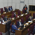 Senado apoya represión a Gen Z y rechaza interpelar a Enrique Riera