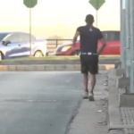 Vallados en vereda de la Costanera ponen en riesgo a los transeúntes