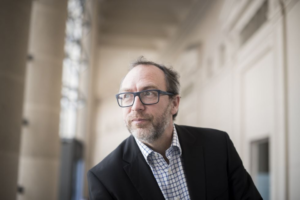 Jimmy Wales: “La Grokipedia coincide mucho con las opiniones personales de Musk”
