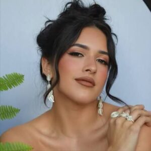 Athenas Jungbluth hace historia como la primera Miss Residente Paraguaya en Estados Unidos