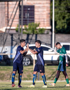 Fuerzas parejas entre Rubio Ñu y Luqueño