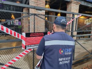 DNIT suspende actividades a conocida cadena fast food