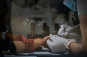 El lanzamiento de una granada en un centro estético  deja seis heridos en Francia