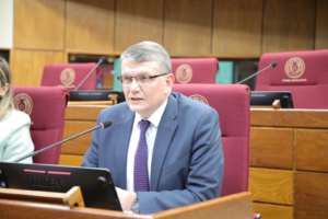 Esto revela Copaco sobre el estado de salud de Óscar Stark