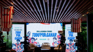 ueno bank lanza “Nivel Mundial”: La innovadora campaña que llevará a los hinchas paraguayos a vivir el sueño de la Albirroja en el 2026