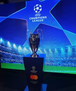 Mastercard trae el trofeo de la UEFA Champions League a Paraguay