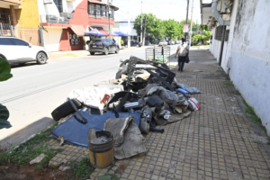 Asunción de Bello: más barrios sumidos en la inmundicia