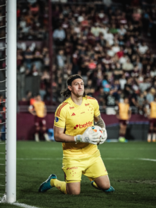 Cássio sufre una grave lesión de ligamentos y pasará por el quirófano