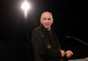 El ultranacionalista Jansa, favorito para volver a gobernar Eslovenia al frente de una coalición conservadora