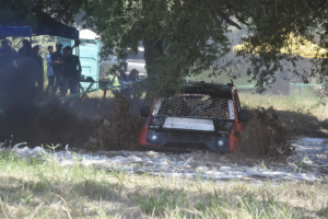 4×4 Off-Road/Club Cateura: Las potentes máquinas vuelven a Piquete Cue