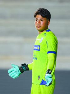 El polémico debut de Juan Armoa en 2 de Mayo, que duró dos minutos