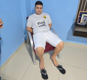 Allanamientos en busca de asaltantes culminan con un detenido en Ciudad del Este