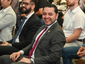 Bonos de Nenecho: las condiciones que le imponen los acreedores a Luis Bello en Asunción