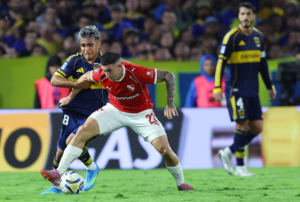 Boca e Independiente igualan en a Bombonera en un duelo con presencia paraguaya