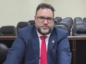 MP no descarta pedir más informes sobre causa penal a Hernán Rivas