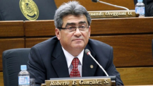 Diputado rechaza reforma impulsada por Honor Colorado