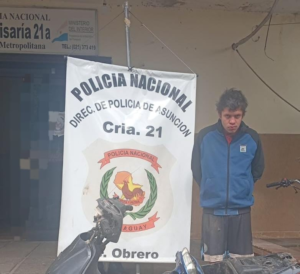 Detienen a joven con arresto domiciliario tras hurtar y desarmar moto de su vecino