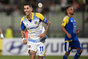 Di María anota su primer gol en Libertadores y Rosario Central asalta la cima en el grupo de Libertad