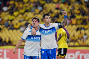 La Católica de Chile asalta la cima y hunde al Barcelona de los paraguayos