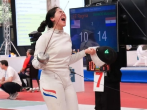 Montserrat Viveros brilló en Medellín y se metió entre las 48 mejores del Grand Prix de esgrima