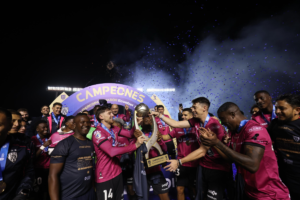 Independiente del Valle con Carlos González se corona Supercampeón de Ecuador