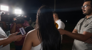 Joven baleada por su expareja acusa presión para retirar denuncia