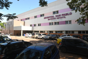 Presunta negligencia en el Hospital San Pablo: bebé está grave en terapia intensiva