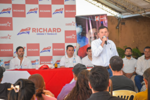 Alliana ya promete, pero siendo vice no hace nada, se burla Pettengill