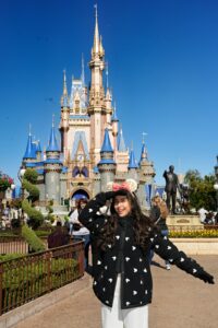 Por primera vez en Paraguay y de la mano de USIL, Disney realiza entrevistas presenciales para seleccionar talentos paraguayos