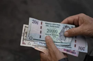 Salario mínimo: negociación entra en etapa decisiva y sindicatos anuncian movilización