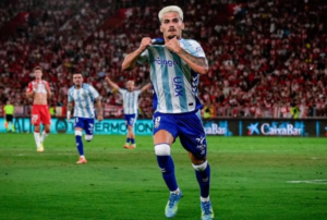 Málaga regresa a Primera tras imponerse en el play-off sobre Almería