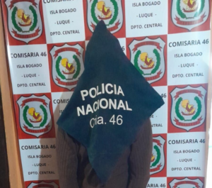 Reducen a hombre armado con un machete en Luque