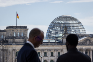 Alemania colabora con los talibanes para deportar a personas a Afganistán y programa hasta tres vuelos chárter al mes