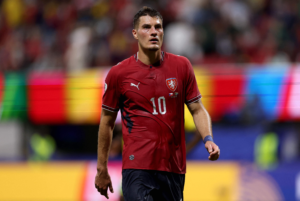 Schick se retira de la selección checa tras el fiasco en el Mundial