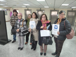 Mafia de los pagarés “saquea” a enfermeras jubiladas: piden a la Corte una auditoría
