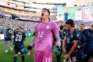 Gill destroza un récord de Chilavert y firma la mejor actuación paraguaya en los Mundiales