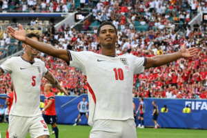 Con un inspirado Bellingham, Inglaterra elimina a Noruega y avanza a las semifinales