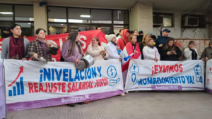 Enfermeras se movilizan: exigen 7.000 nombramientos y pago de nocturnidad