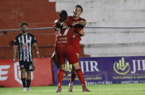Fernando de la Mora cierra la primera rueda con un triunfo sobre Santaní