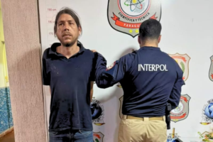 Desmantelan una ruta de cocaína desde Paraguay hacia Asia oculta en botellas de vino