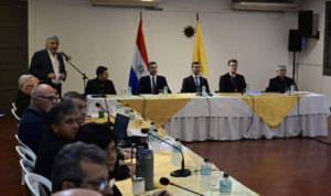 Obispos convocaron a Peña porque preocupa la corrupción, falta de trabajo y situación del IPS