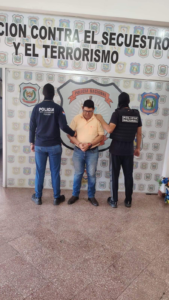 Estafador con 17 antecedentes cae tras ocho años prófugo