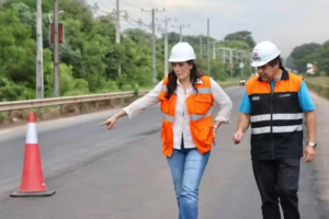 Claudia Centurión atribuye a frentistas la desidia en Pedrozo y pide retirar semáforo