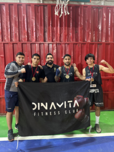 Dinamita Team se luce con cuatro victorias en velada de boxeo