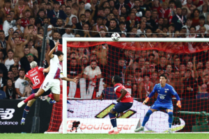 El PSG de Luis Enrique sobrevive al Lille con dos goles agónicos y sigue sin ganar