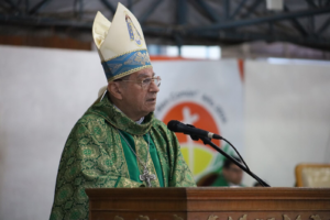 Mons. Valenzuela advierte sobre una sociedad marcada por la violencia y la indiferencia