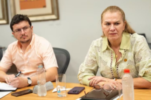Salud analiza renuncias masivas en Mburuvicha Róga