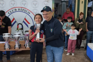 Concurso Hípico de Confraternidad se desarrolló en el Acá Carayá