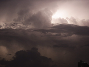 Clima en Paraguay: más tormentas hoy y descenso de la temperatura en próximos días