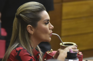 Diputada Johana Vega llama “gorda” y “pobre” a persona que la criticó en redes sociales